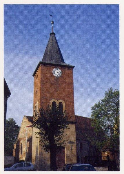 Dorfkirche Plaue 2004